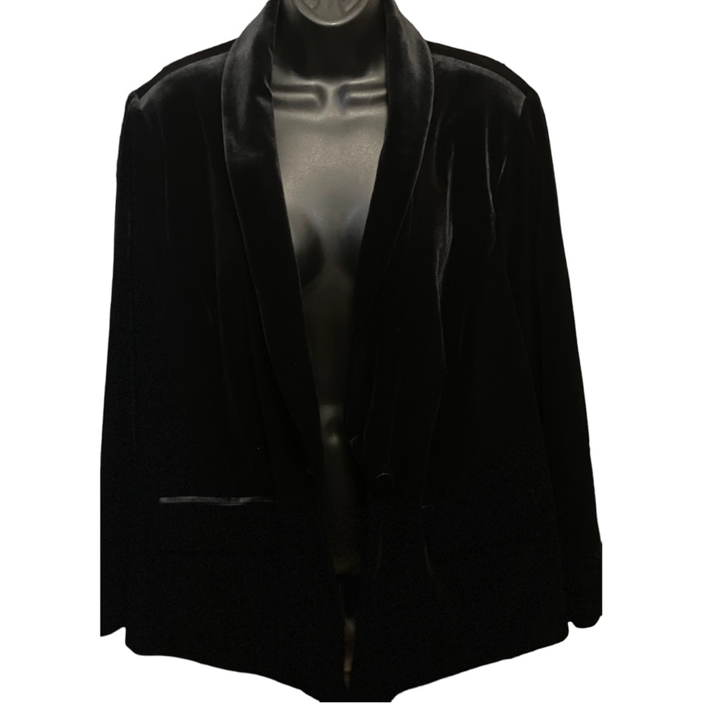 INC black velvet blazer NWT size 1X & 2X NWT
